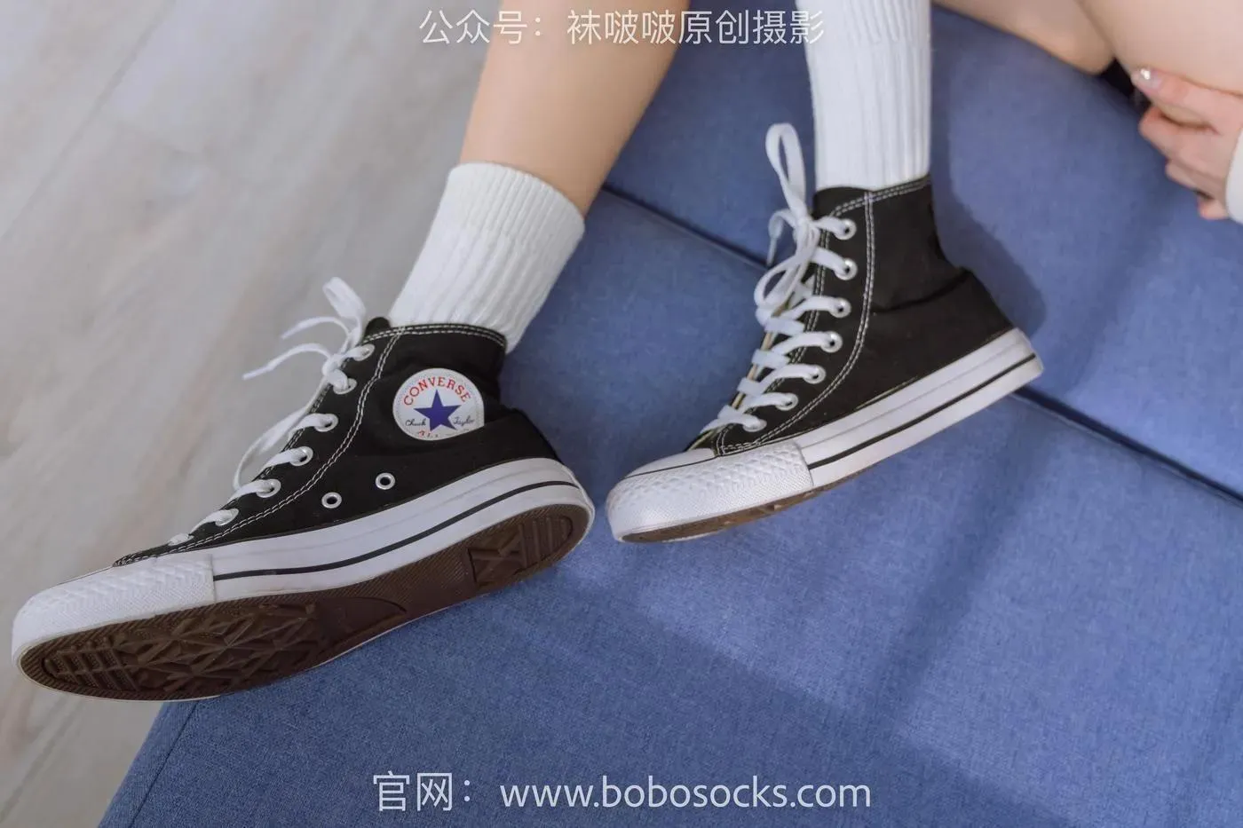 [BoBoSocks袜啵啵]NO.143 稚予-匡威板鞋、vans帆布鞋、两双白棉袜 [166P]插图3